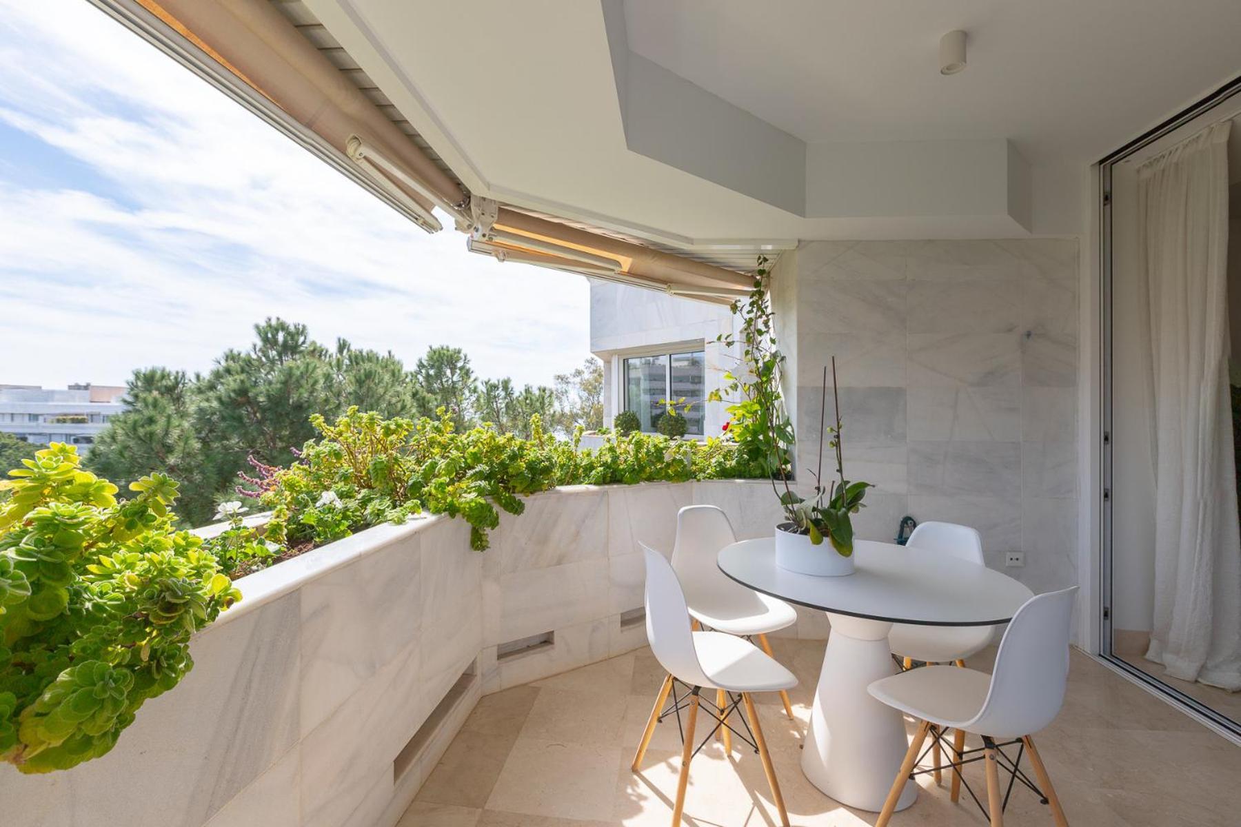 Lujoso Apartamento Con Piscina En Paseo Maritimo Marbella Dış mekan fotoğraf