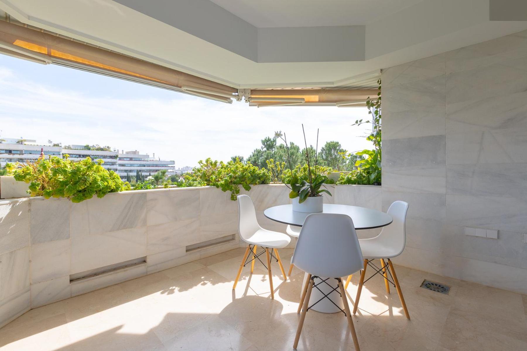 Lujoso Apartamento Con Piscina En Paseo Maritimo Marbella Dış mekan fotoğraf